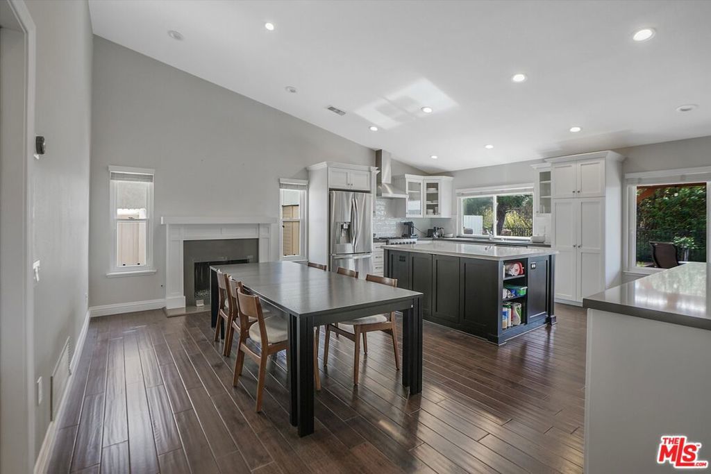 Photo of Listing #26660491