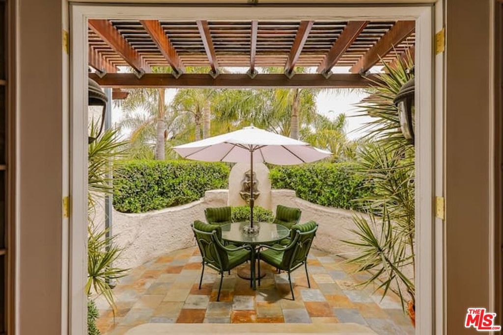 Photo of Listing #26662745