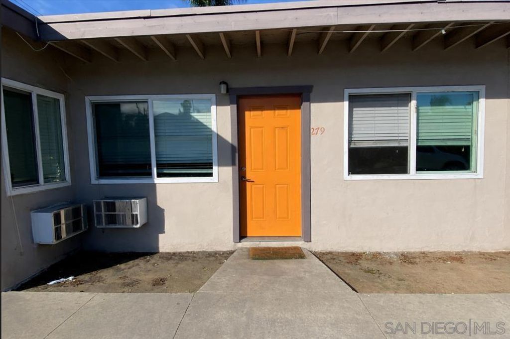 279 S Mollison Ave, El Cajon