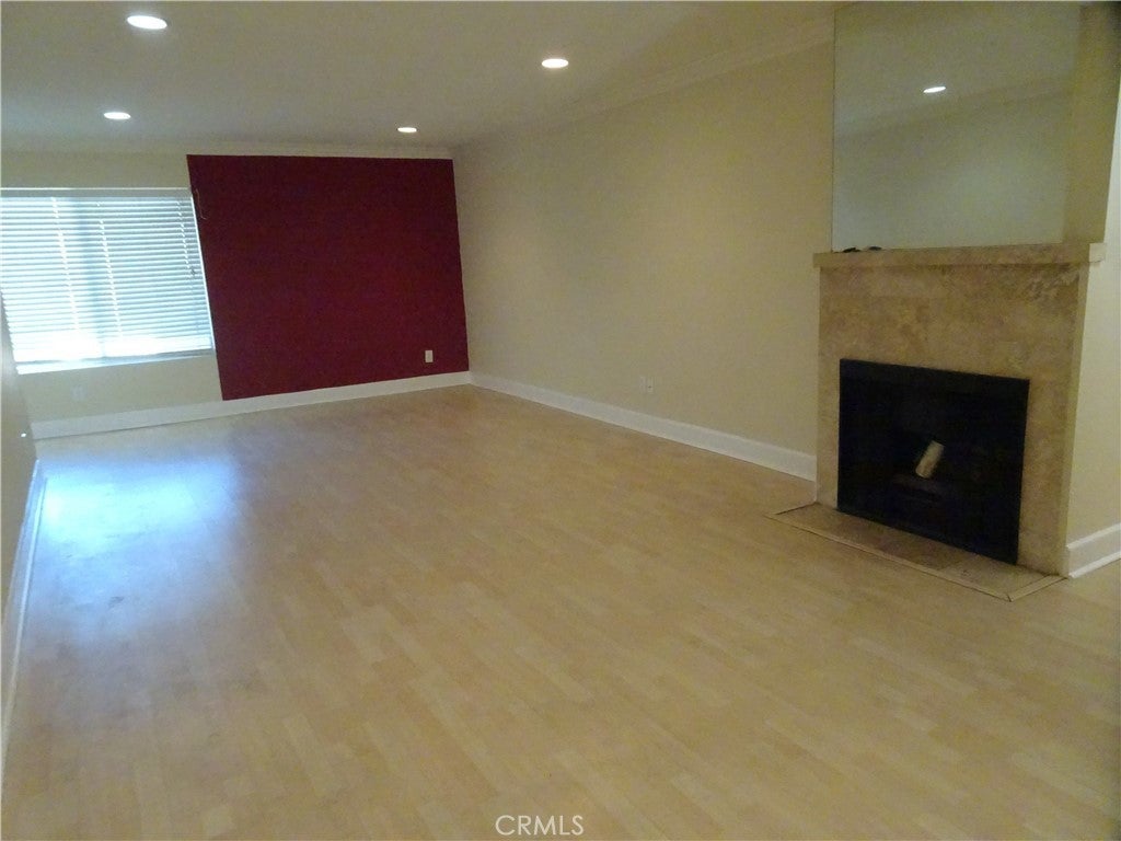 Photo of Listing #SR26053465