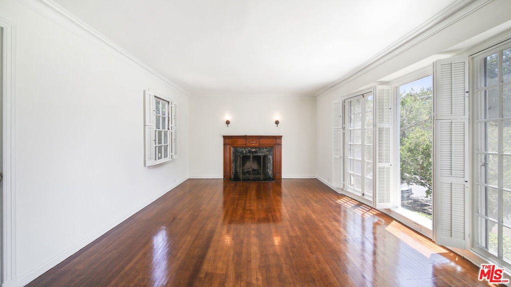 Photo of Listing #26663345