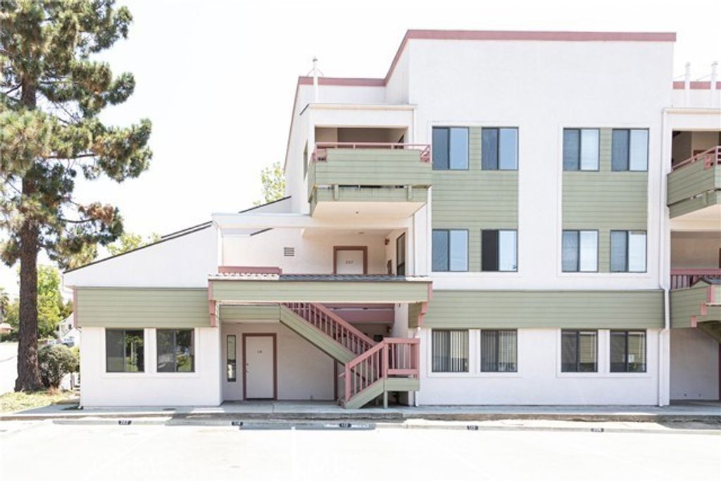 1239 E Foothill Boulevard # 112, San Luis Obispo