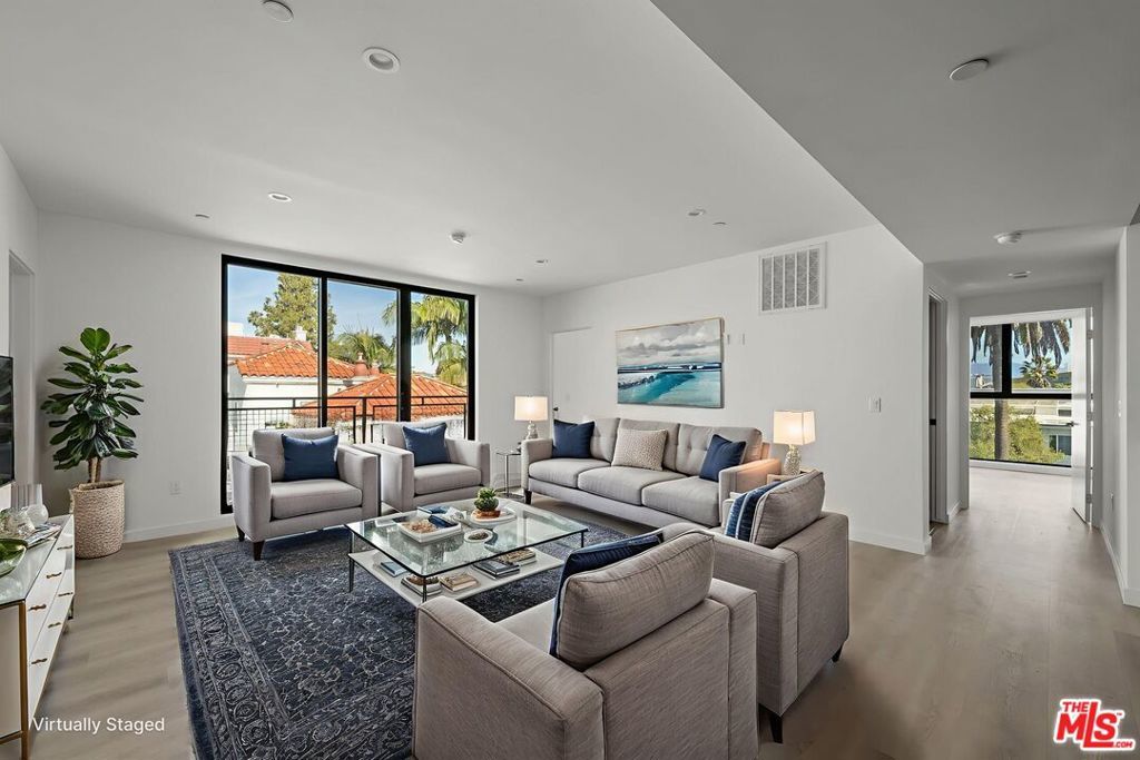 Photo of Listing #26663925