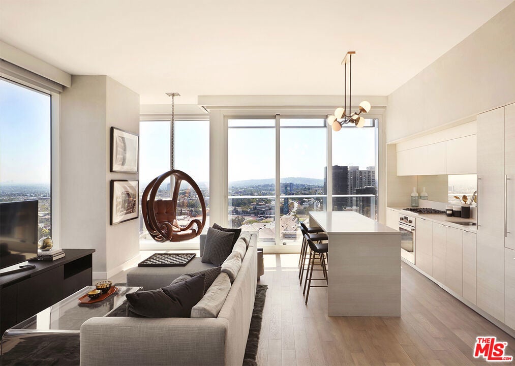 Photo of Listing #26663915