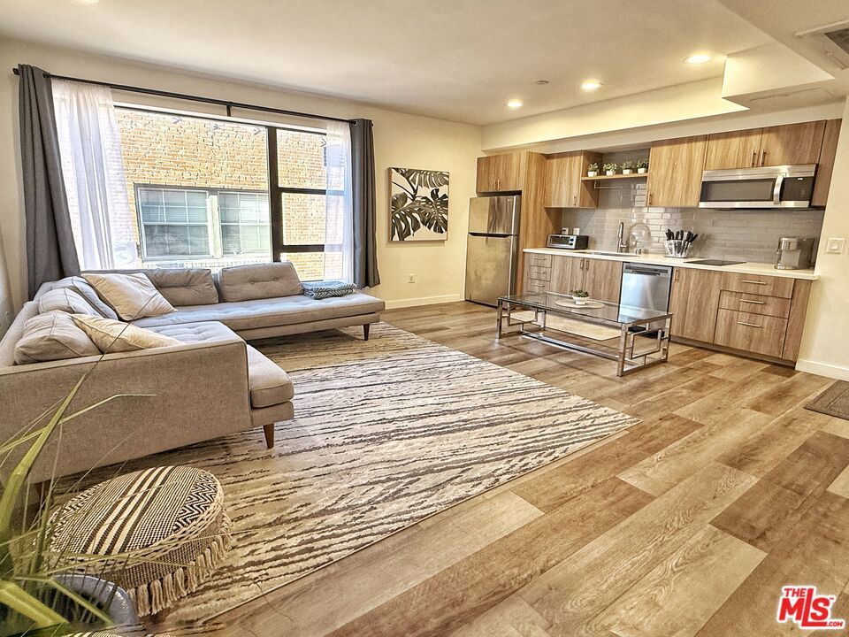 Photo of Listing #26664031