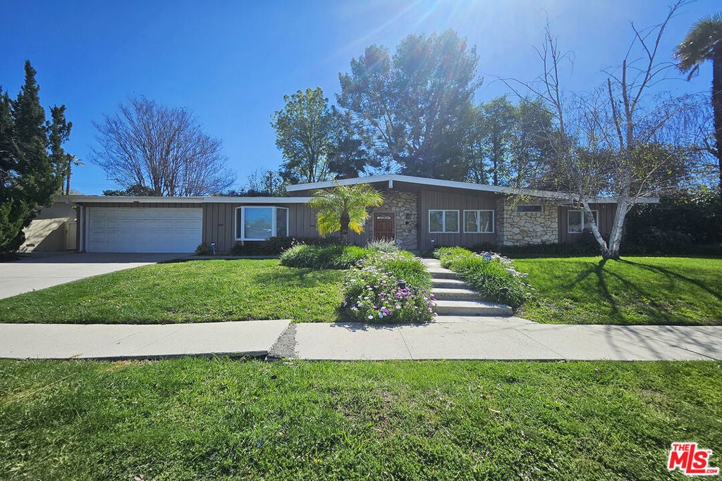 Photo of Listing #26664073