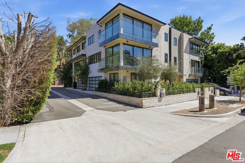 11769 Bellagio Road, Los Angeles