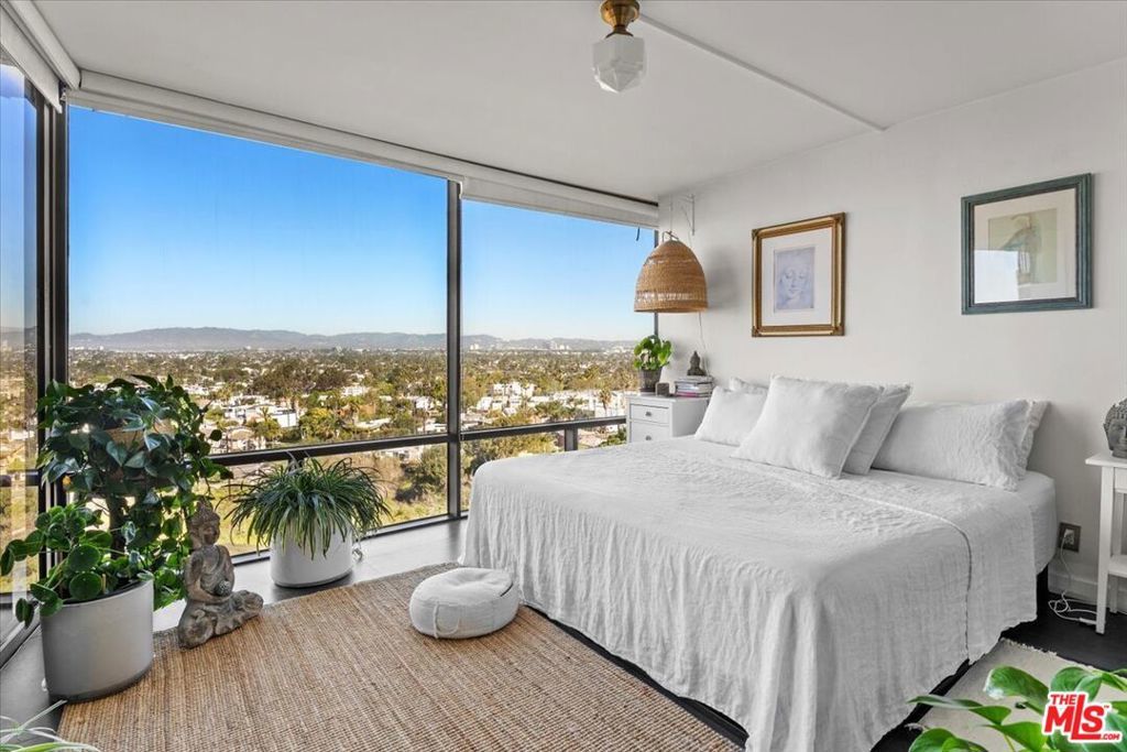 Photo of Listing #26664019