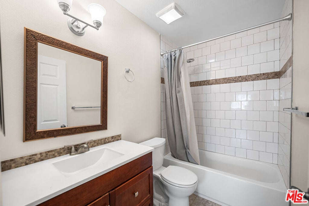 Photo of Listing #26664431