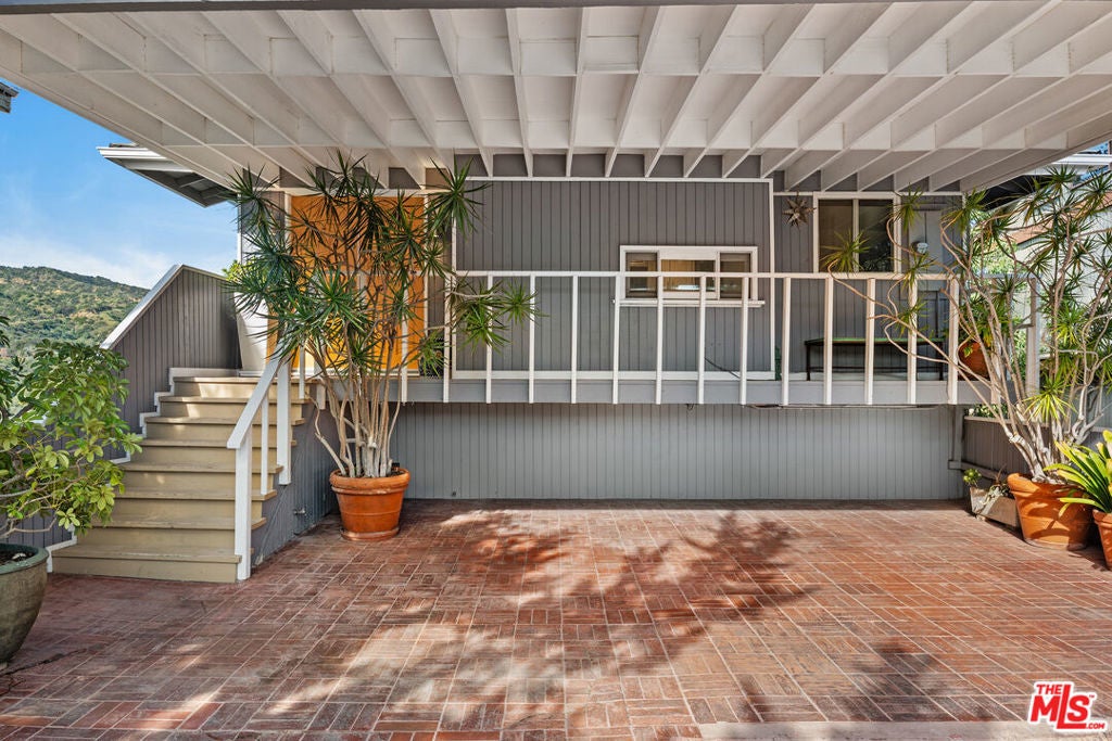 Photo of Listing #26664357