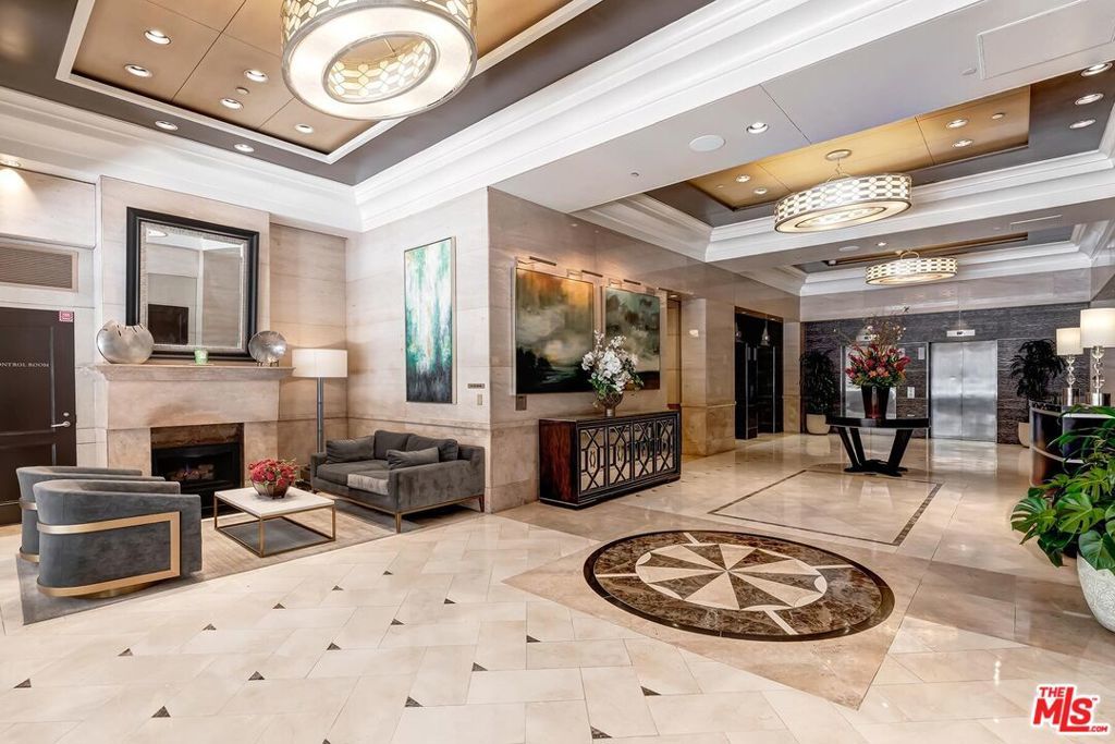 Photo of Listing #26661637