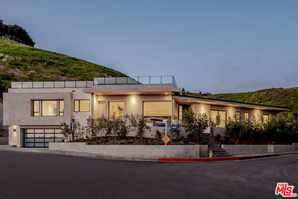 Photo of Listing #26664471