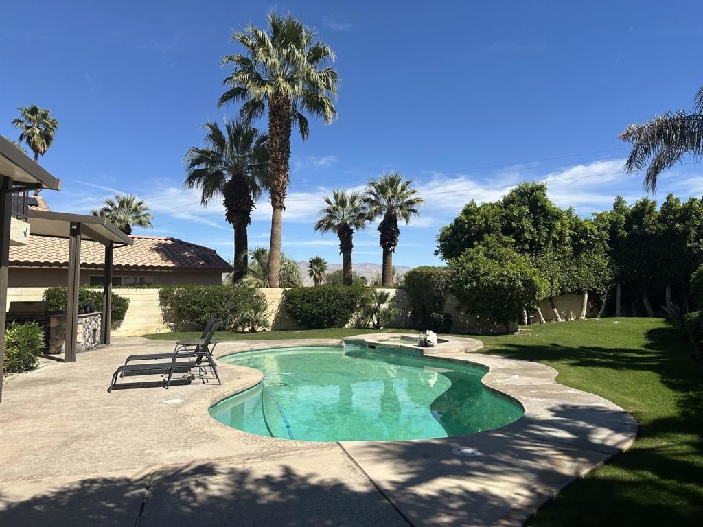 76961 Sheffield Court, Palm Desert