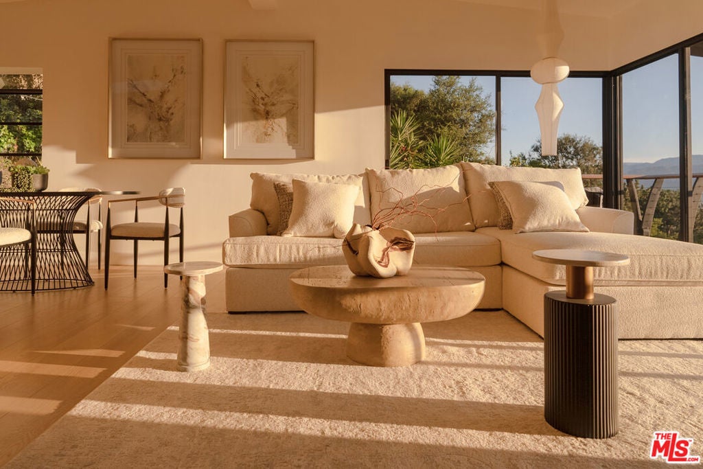 Photo of Listing #26664579