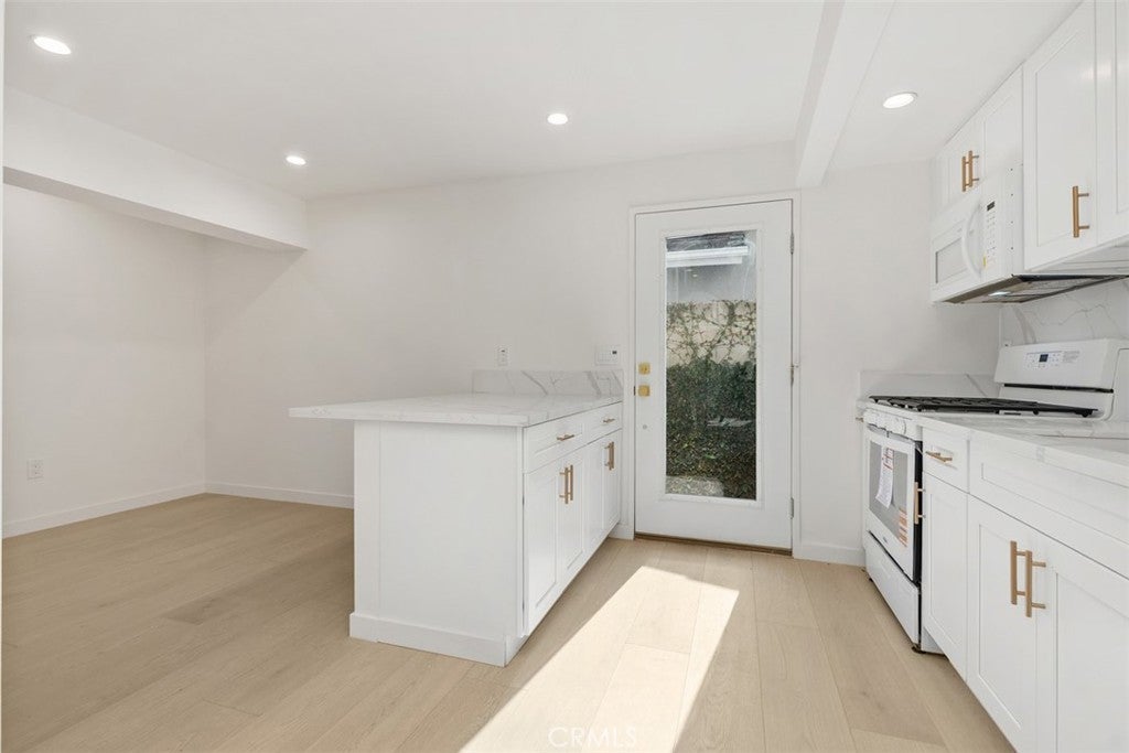 Photo of Listing #OC26039846