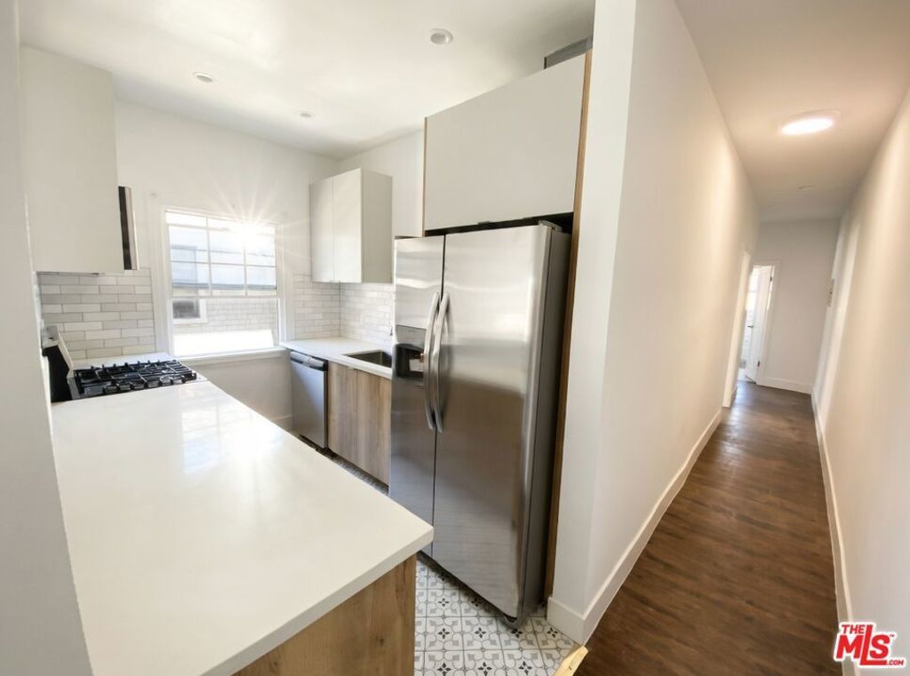 2666 Orchard Avenue # 2666 1/4, Los Angeles