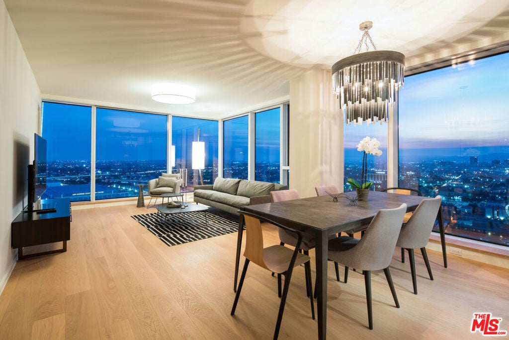 Photo of Listing #26660183