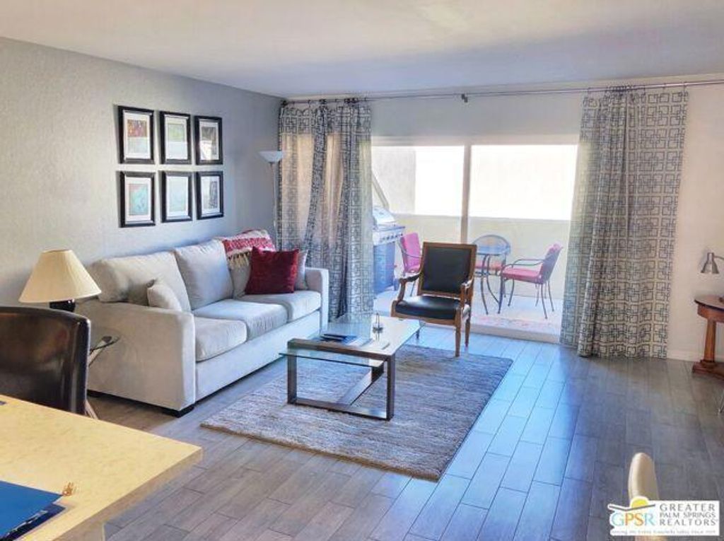 1655 E Palm Canyon Drive # 812, Palm Springs