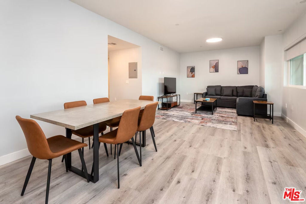 Photo of Listing #26664845