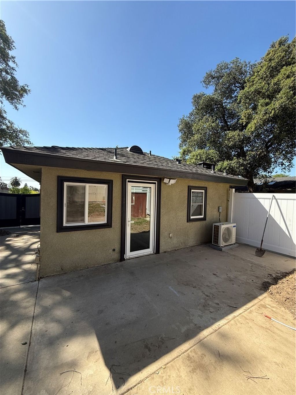 1147 Lemon, Monrovia