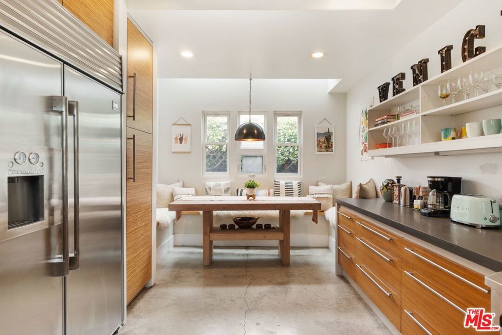 Photo of Listing #26651395