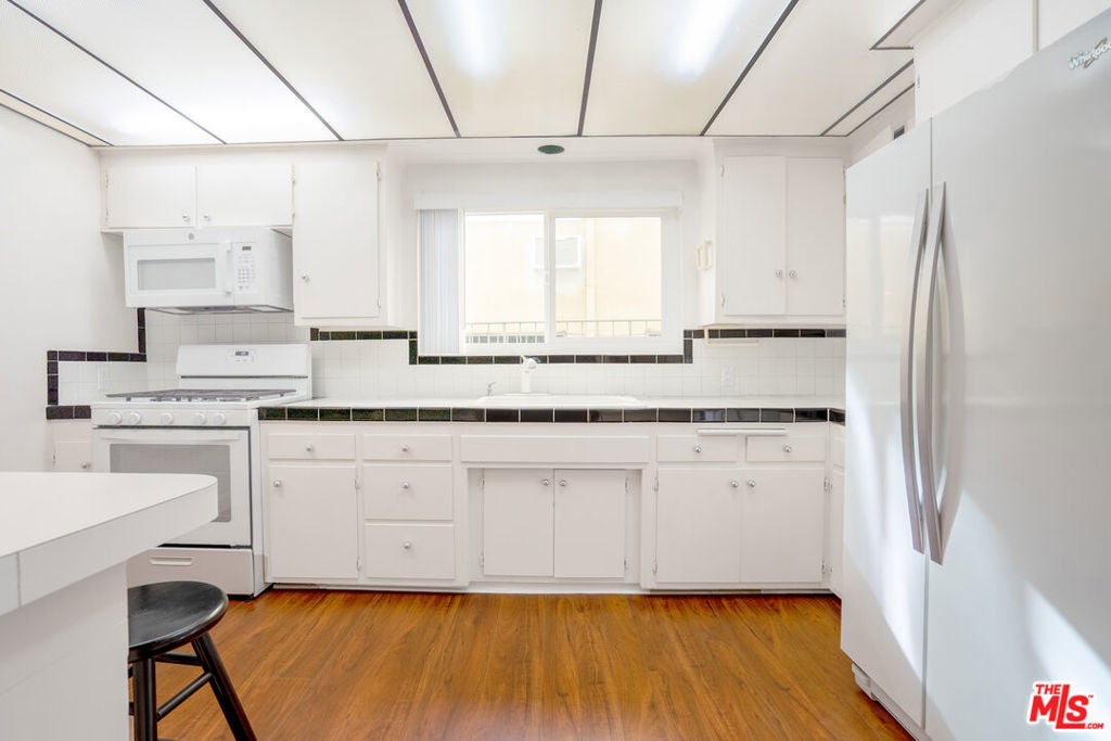 Photo of Listing #26665451