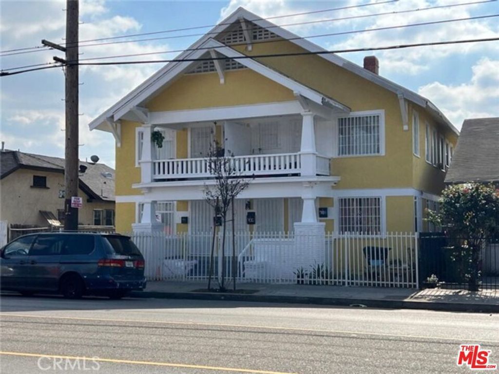 708 W Vernon Avenue, Los Angeles