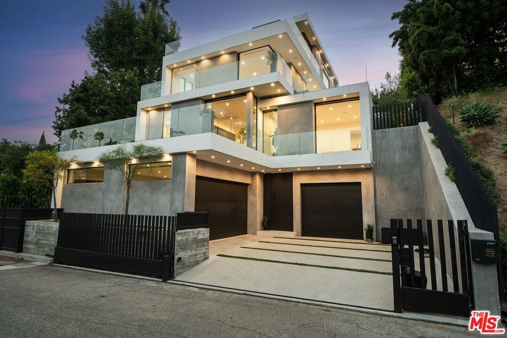 Photo of Listing #26666701