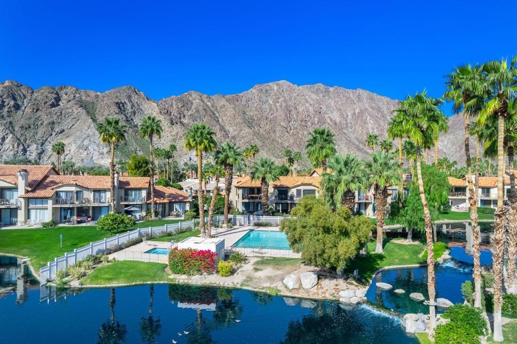55102 Firestone, La Quinta
