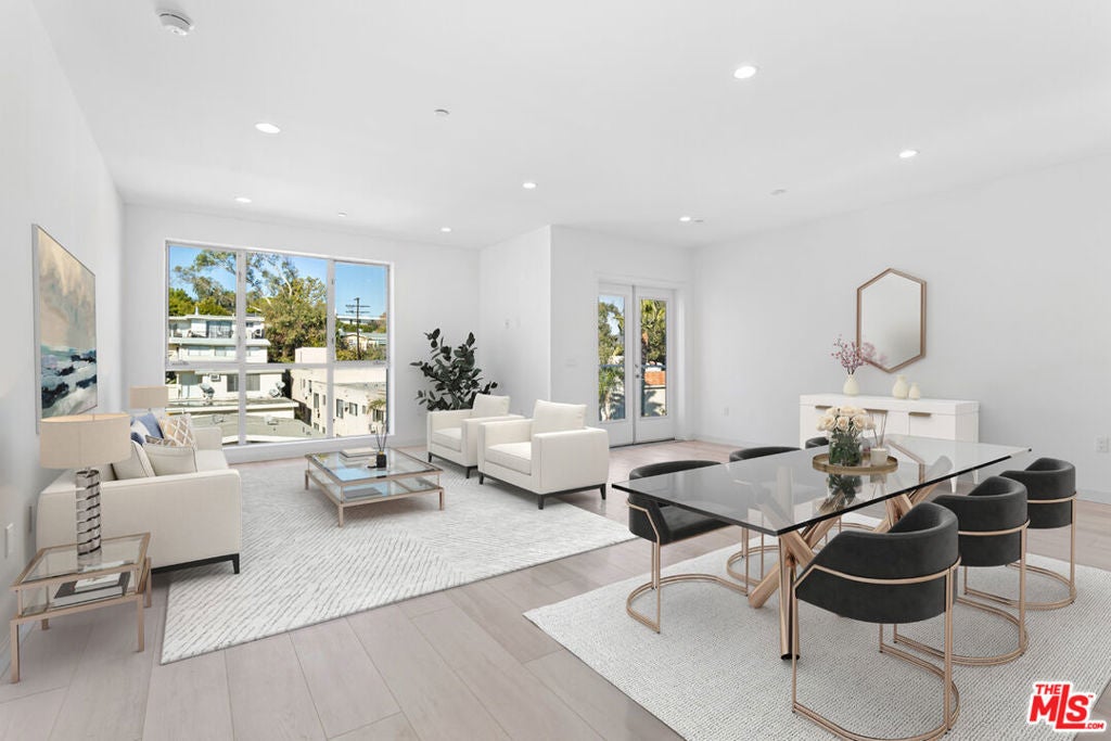 Photo of Listing #26666857