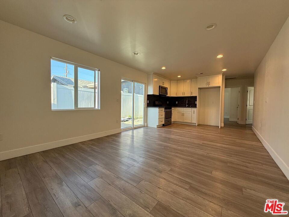 Photo of Listing #26666455