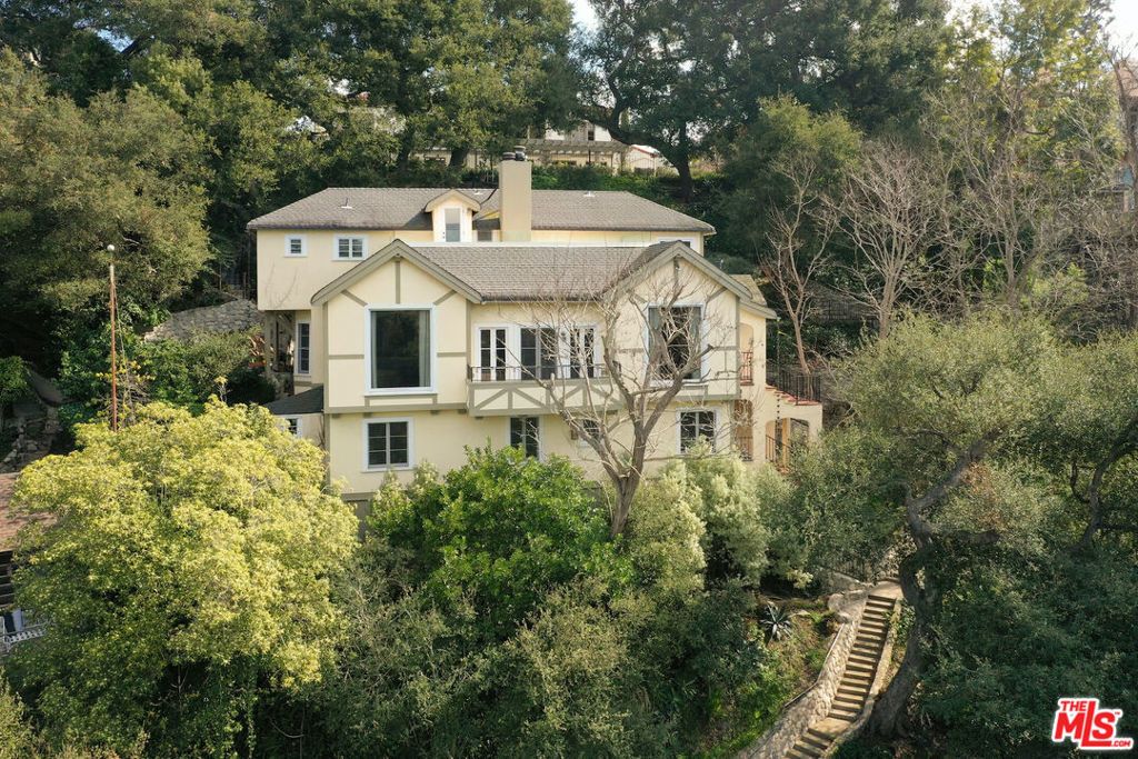 35 Haldeman Road, Santa Monica