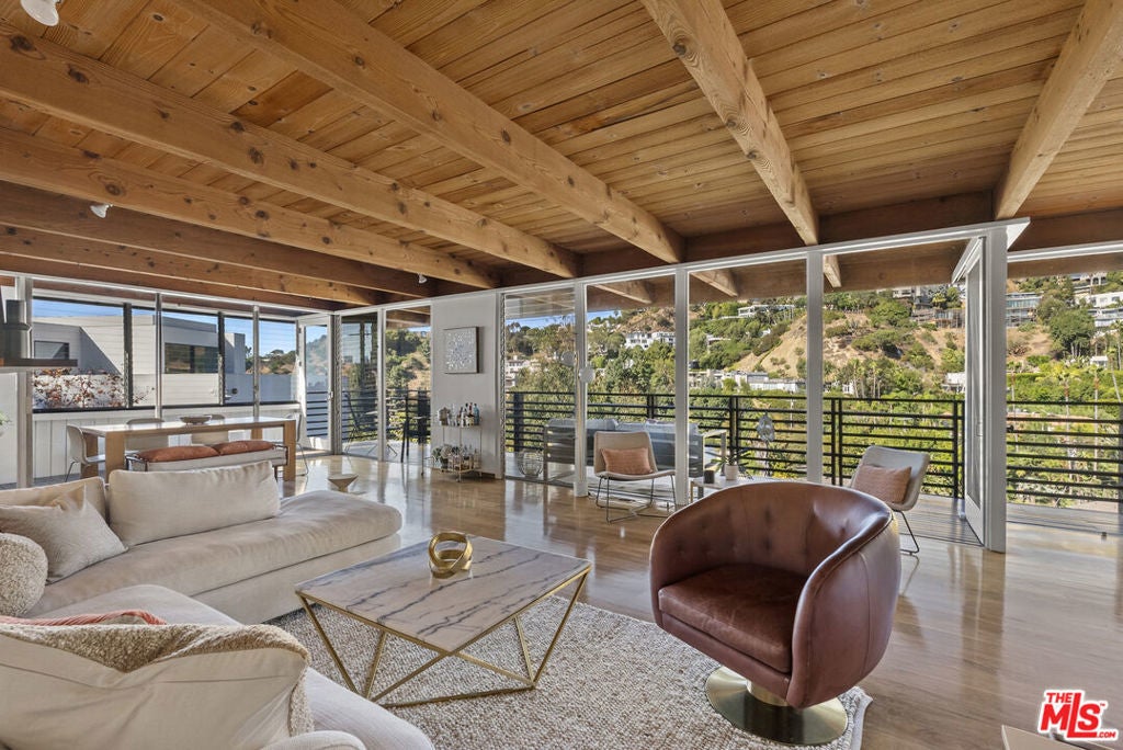 Photo of Listing #26667265