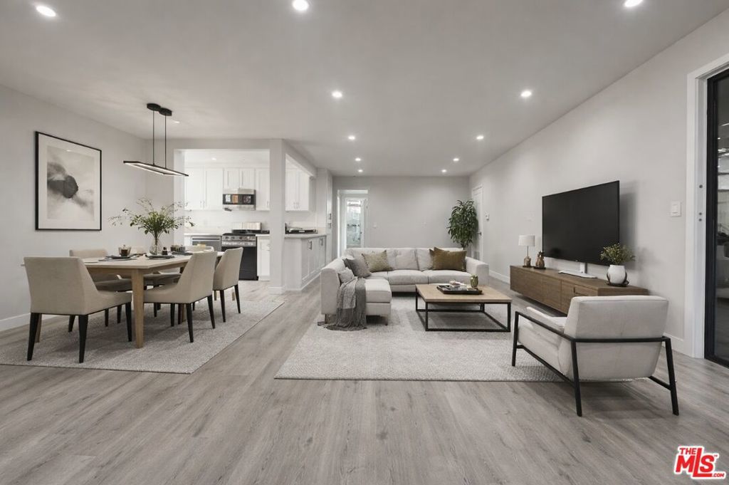 Photo of Listing #26667479