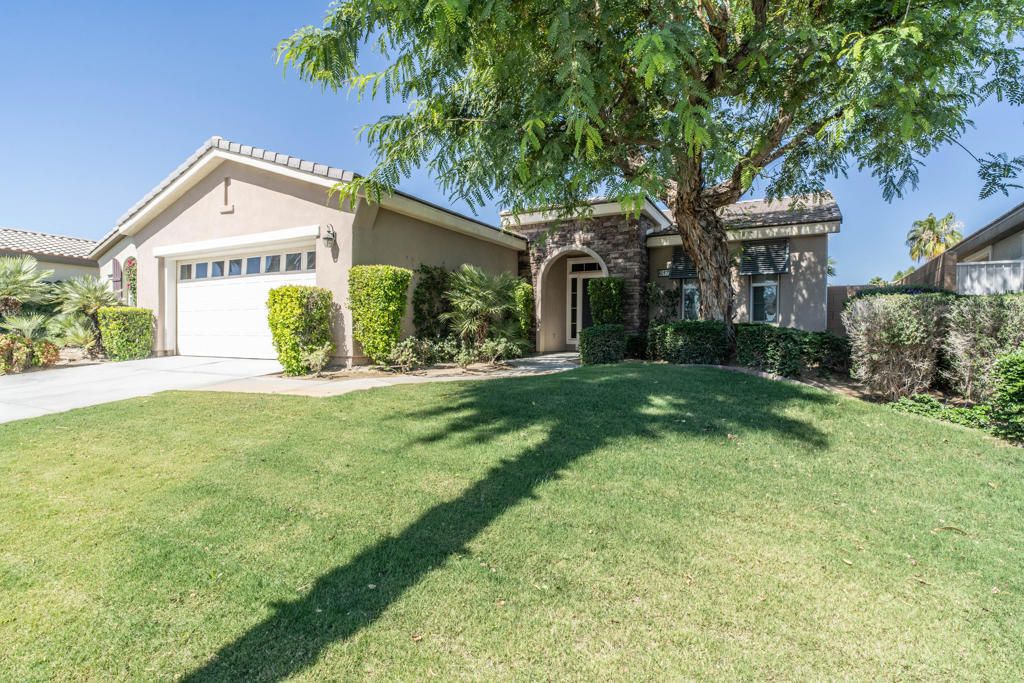 60177 Angora Court, La Quinta