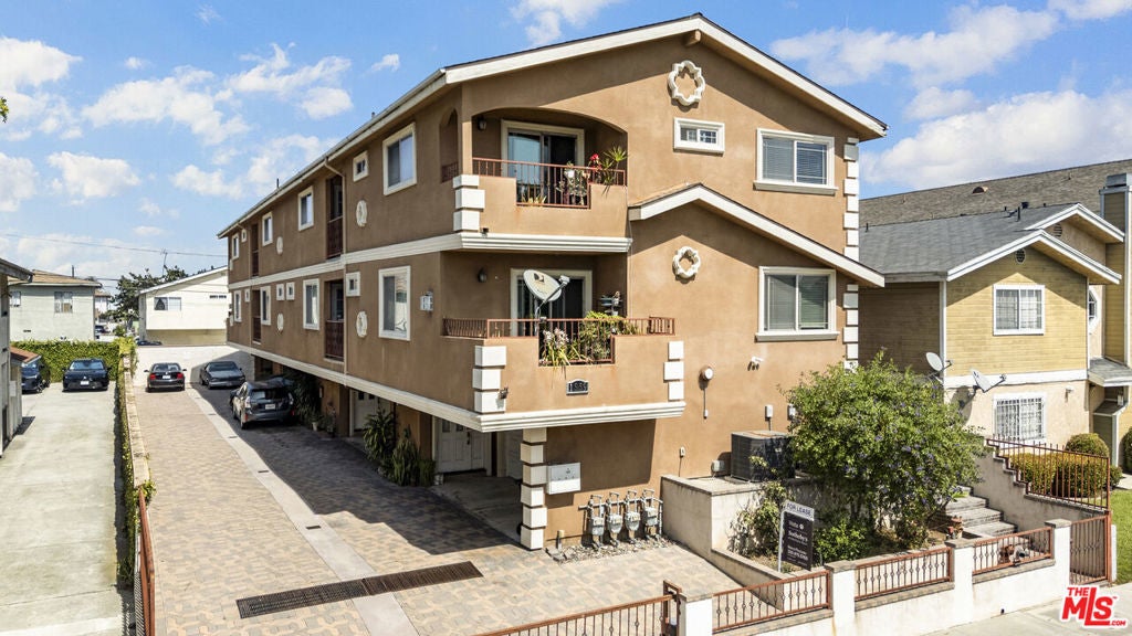 Photo of Listing #26667251