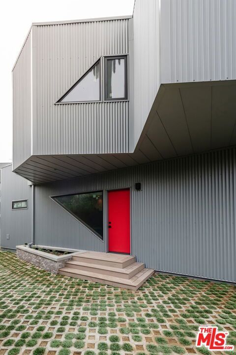 Photo of Listing #26668013