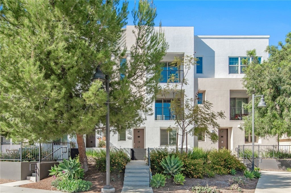 Photo of Listing #OC26061870