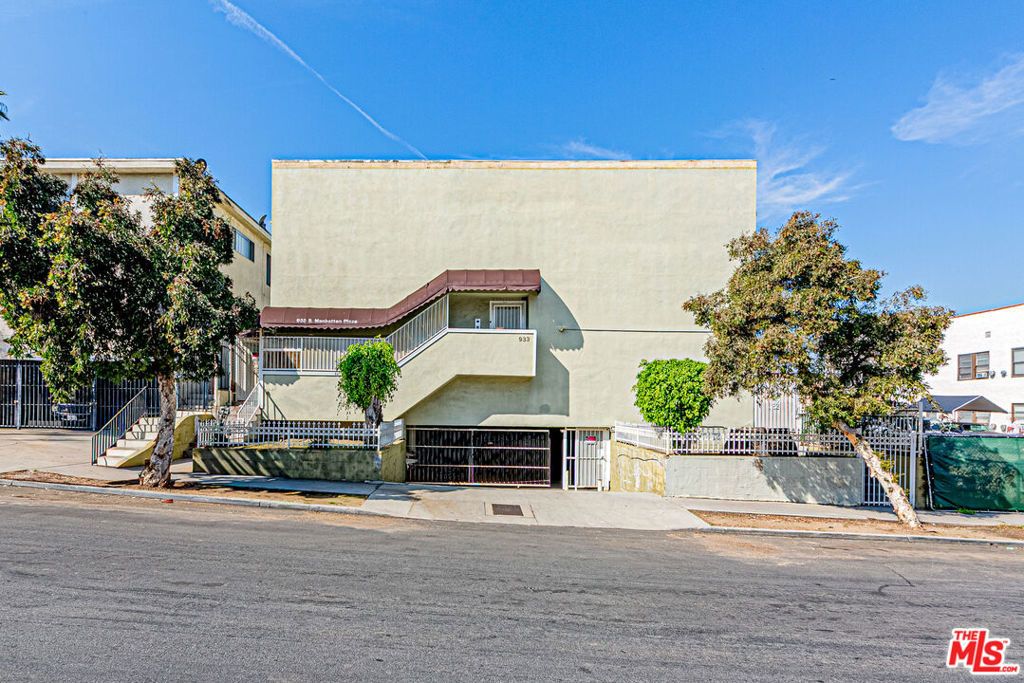 933 S Manhattan Place, Los Angeles