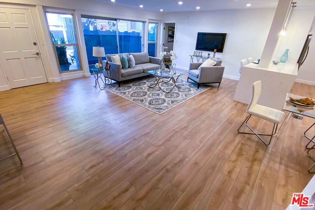 Photo of Listing #26668181