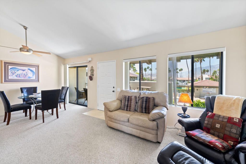 1150 E Amado Road # 20c2, Palm Springs