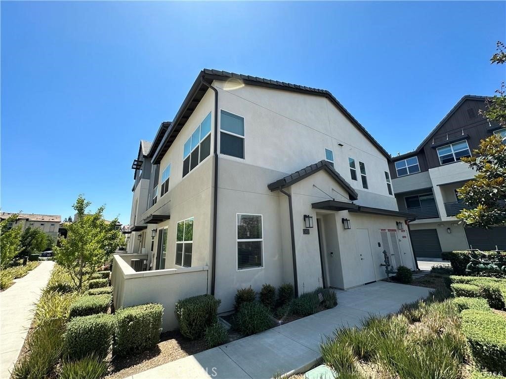 Photo of Listing #TR26062959