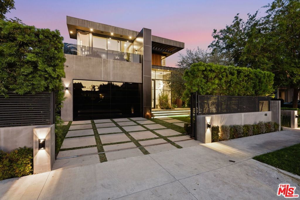 Photo of Listing #26667795