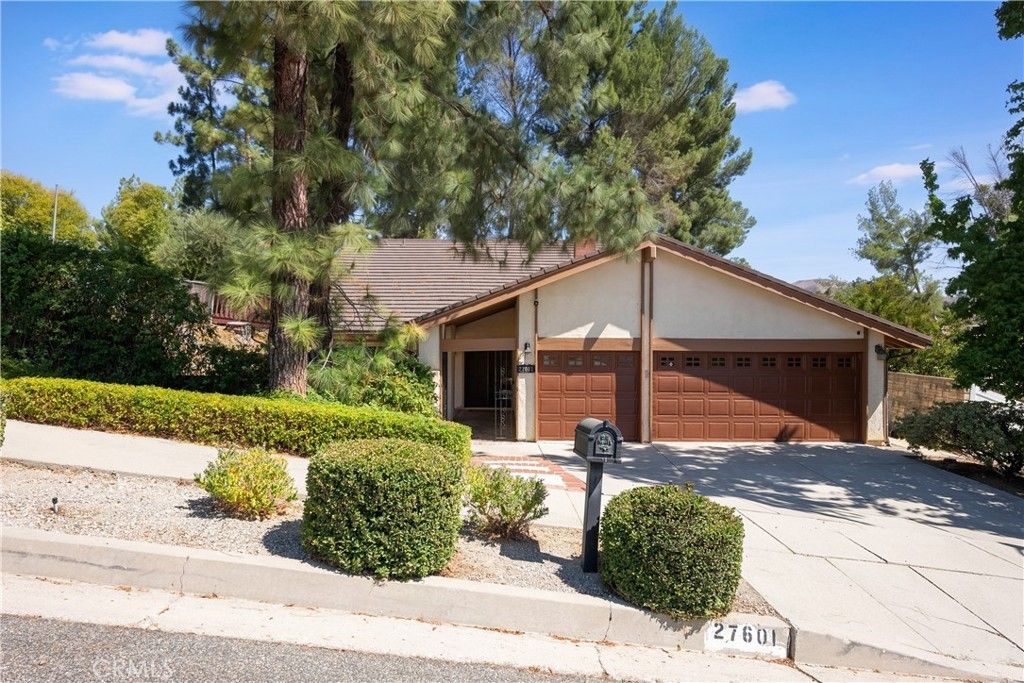 27601 Endeavor Street, Agoura Hills