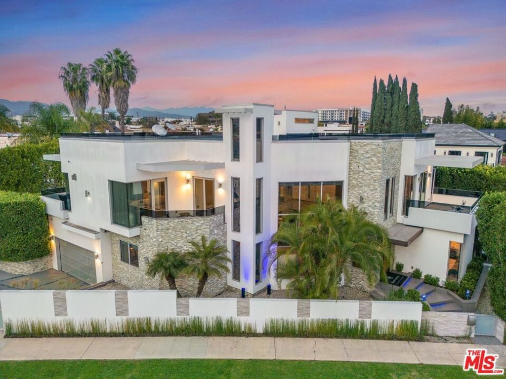 6379 Colgate Avenue, Los Angeles