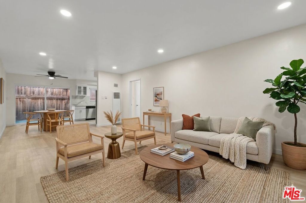 Photo of Listing #26669223