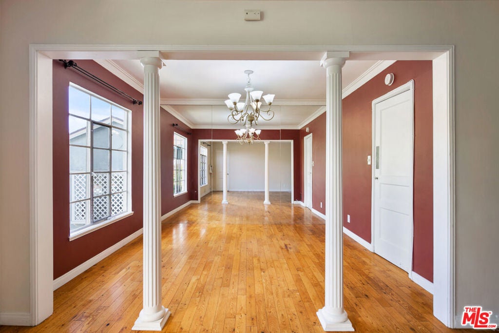 Photo of Listing #26668673