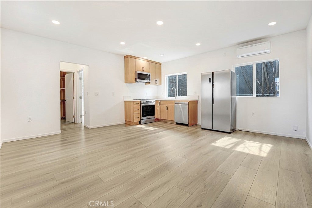 Photo of Listing #OC26062850