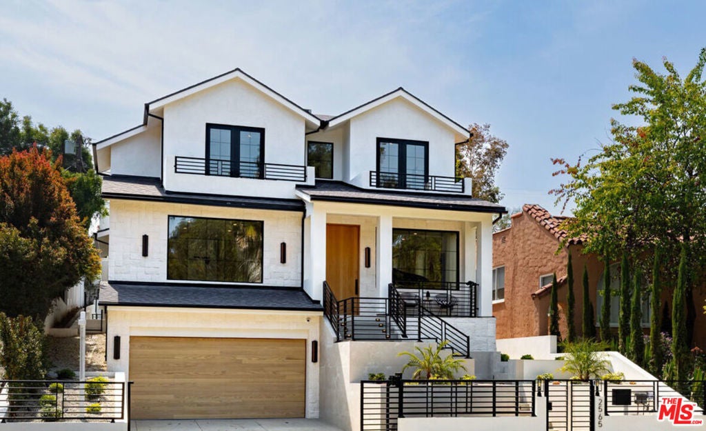 Photo of Listing #26668843