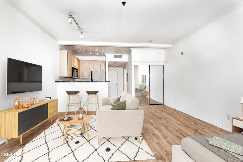 Photo of Listing #P1-26429